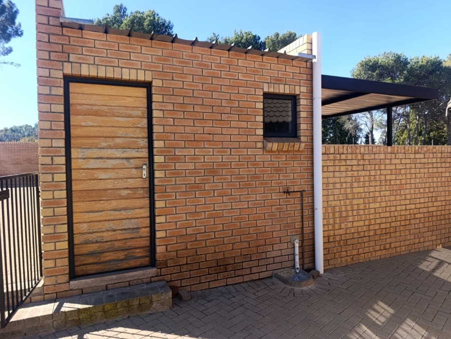 To Let 3 Bedroom Property for Rent in Douglas Valley Free State